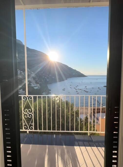 Queen View Apartment - No Kitchen Positano Zewnętrze zdjęcie