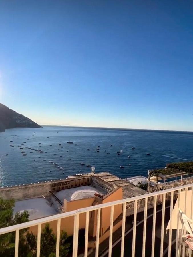 Queen View Apartment - No Kitchen Positano Zewnętrze zdjęcie