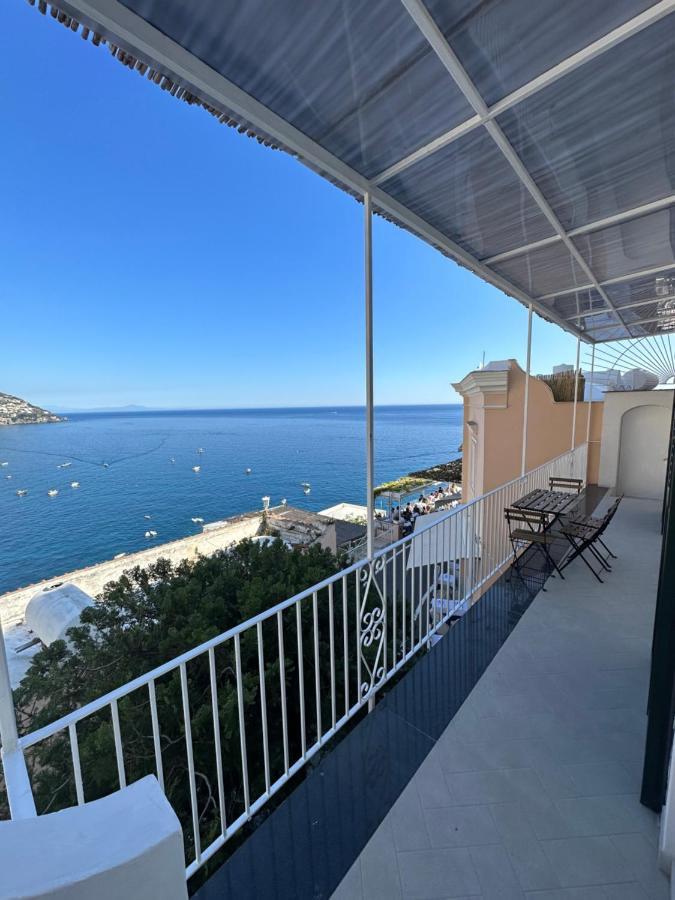 Queen View Apartment - No Kitchen Positano Zewnętrze zdjęcie