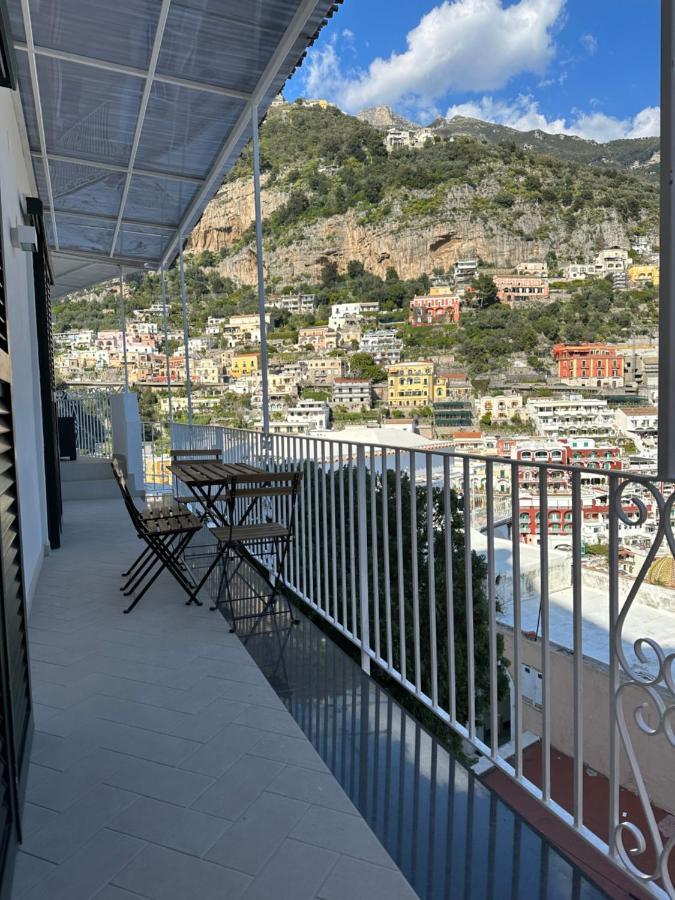 Queen View Apartment - No Kitchen Positano Zewnętrze zdjęcie