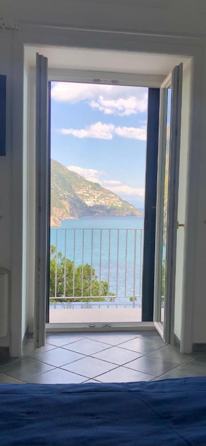 Queen View Apartment - No Kitchen Positano Zewnętrze zdjęcie